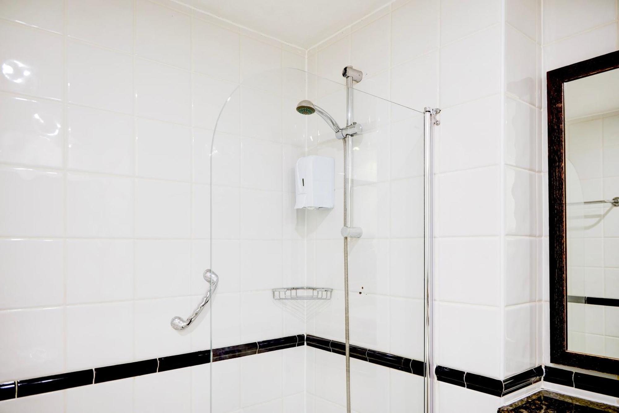 Standard Single Room Shared,1658065379:JPEG